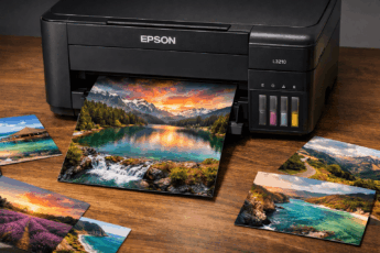 Epson L3210 печатает фотографию природы без белых полей.